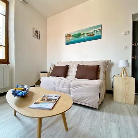 Coup De Coeur Au Pied Du Chateau - Nice Studio Ideally Located Annecy Exterior foto